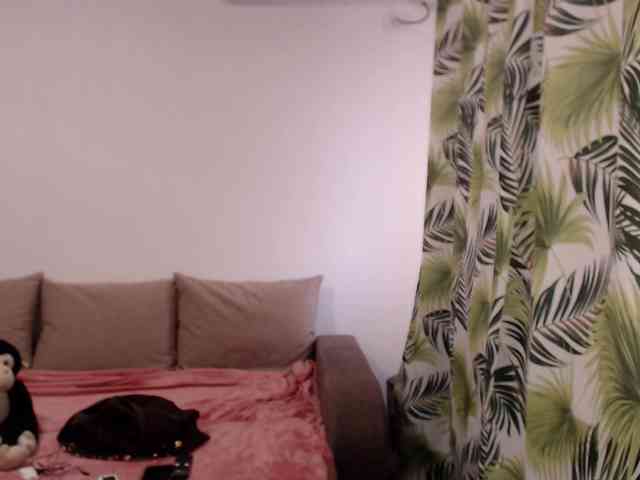 RianaCrystal webcam