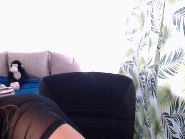 RianaCrystal webcam