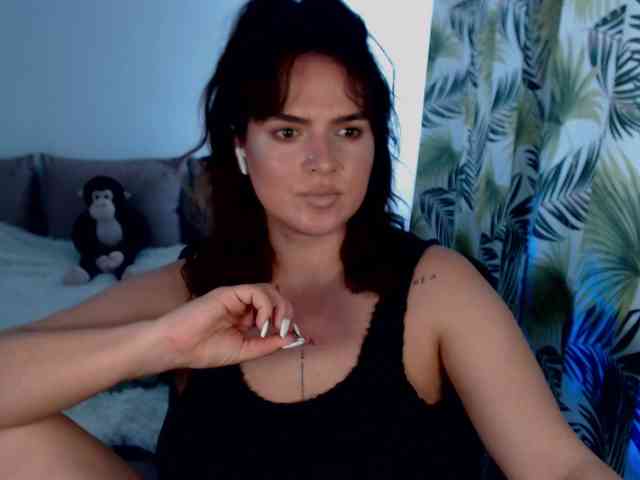 RianaCrystal webcam