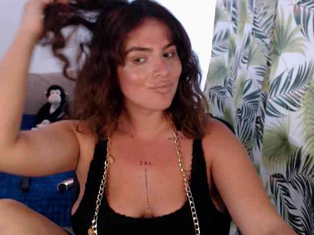 RianaCrystal webcam