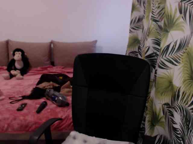 rianacrystal's live room