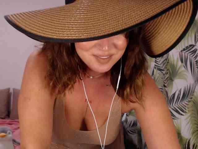 RianaCrystal webcam