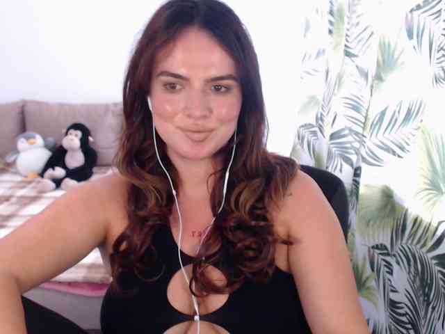 RianaCrystal webcam