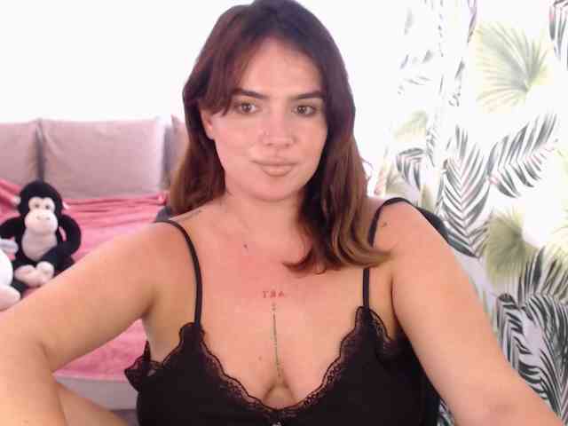 RianaCrystal webcam