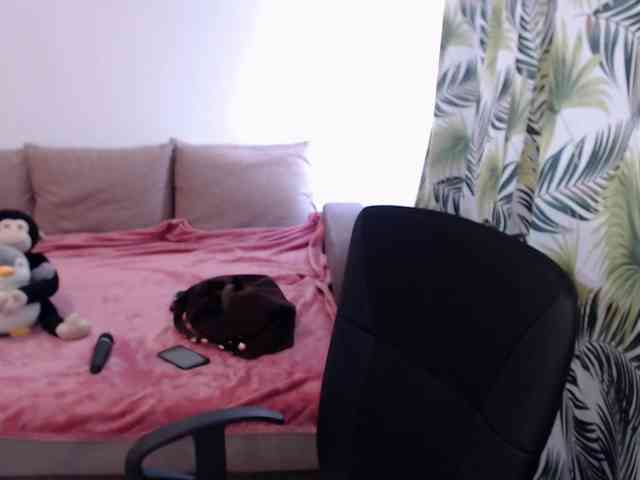 rianacrystal's live room