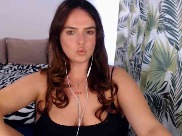 RianaCrystal's webcam live show