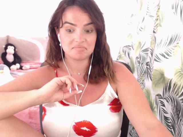RianaCrystal webcam