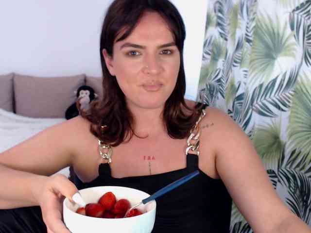 RianaCrystal webcam