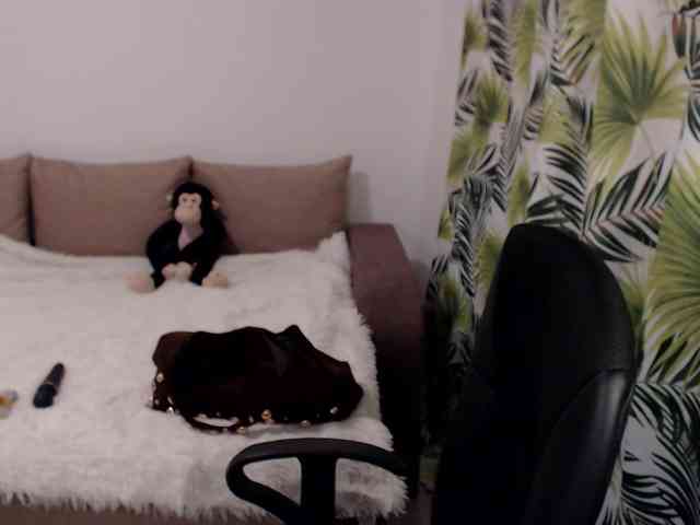 RianaCrystal webcam