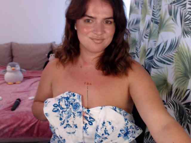 RianaCrystal webcam