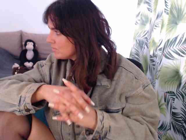 RianaCrystal webcam