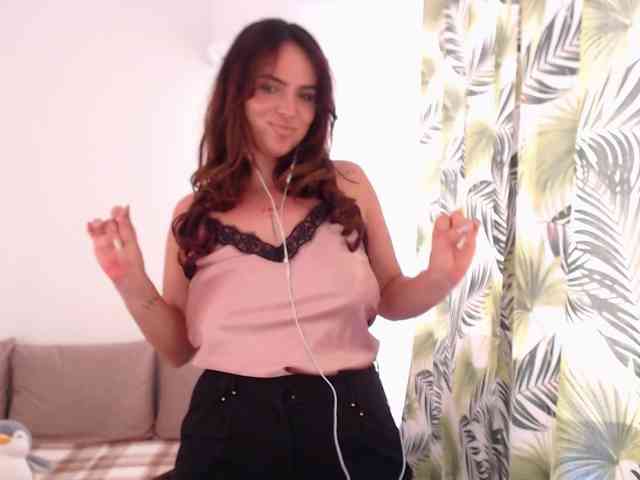 RianaCrystal webcam