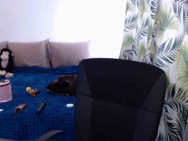 RianaCrystal webcam