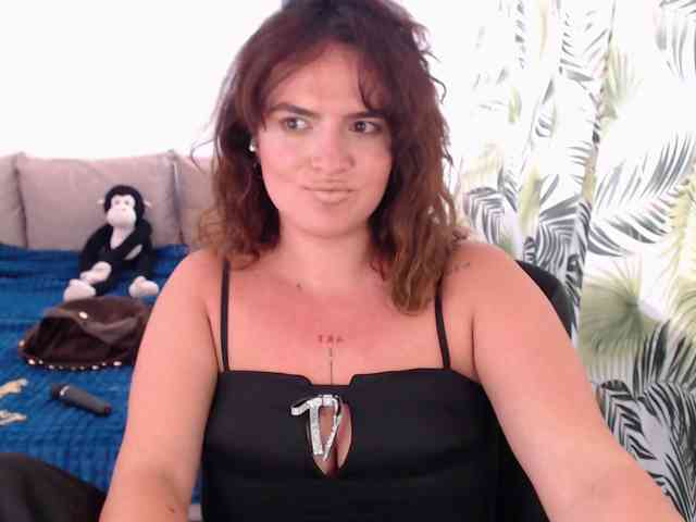 RianaCrystal webcam