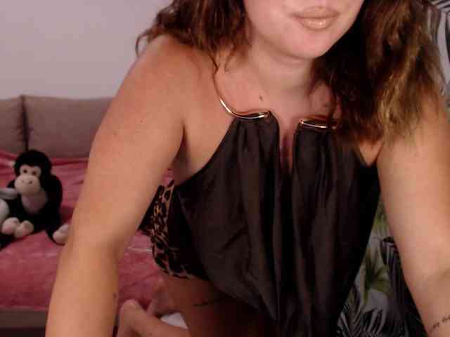 RianaCrystal webcam
