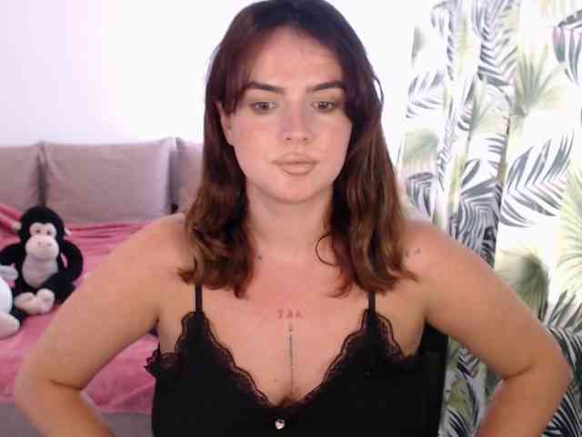 RianaCrystal webcam