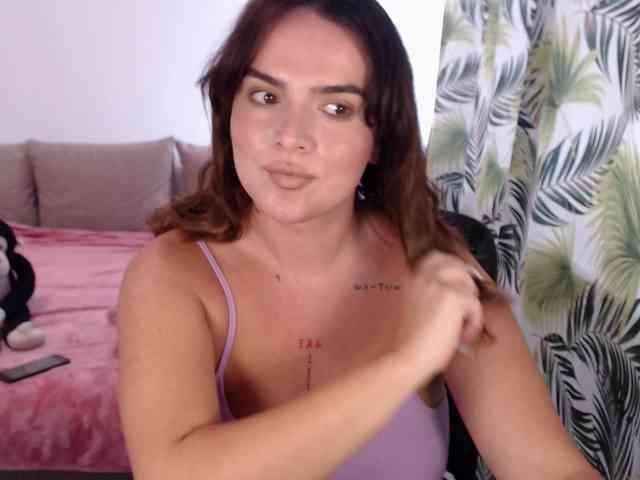 RianaCrystal webcam