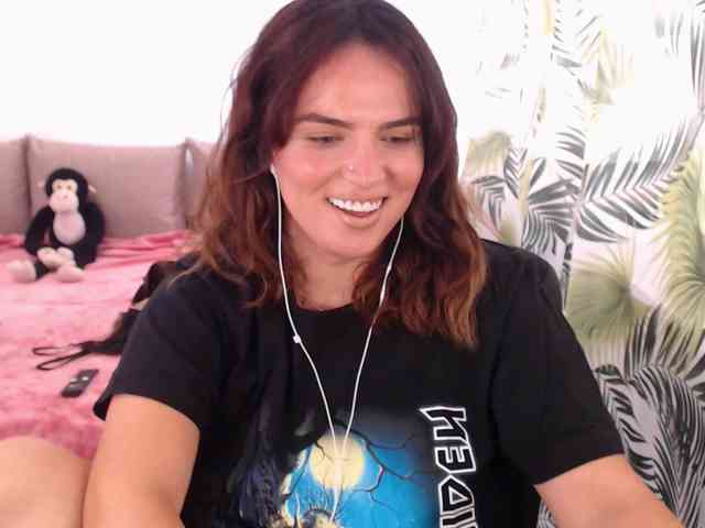 rianacrystal's live room