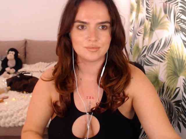 RianaCrystal webcam