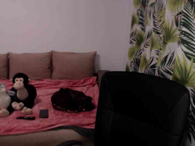 RianaCrystal webcam