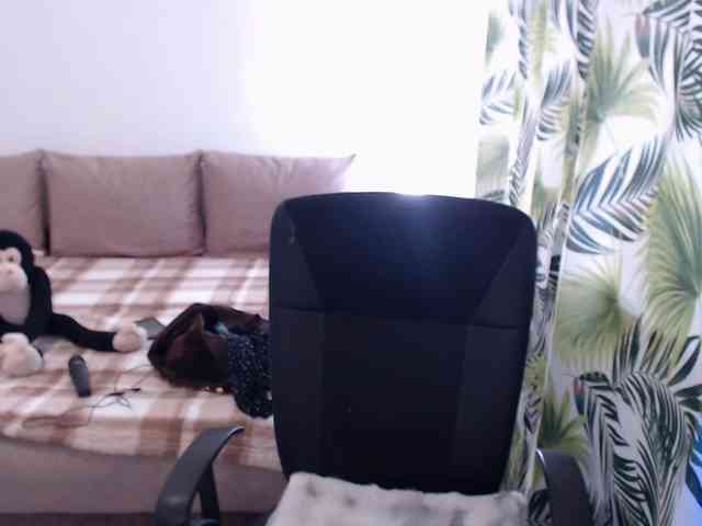 RianaCrystal webcam