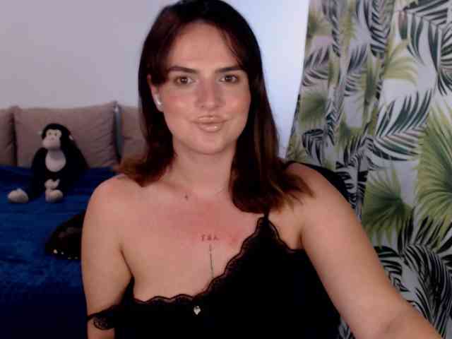 RianaCrystal webcam