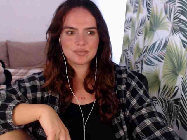 RianaCrystal webcam