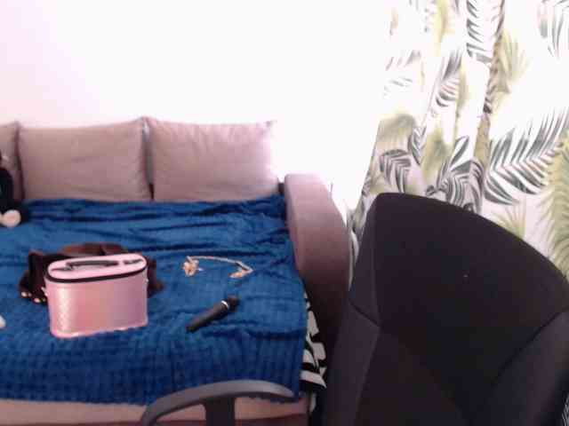 RianaCrystal webcam