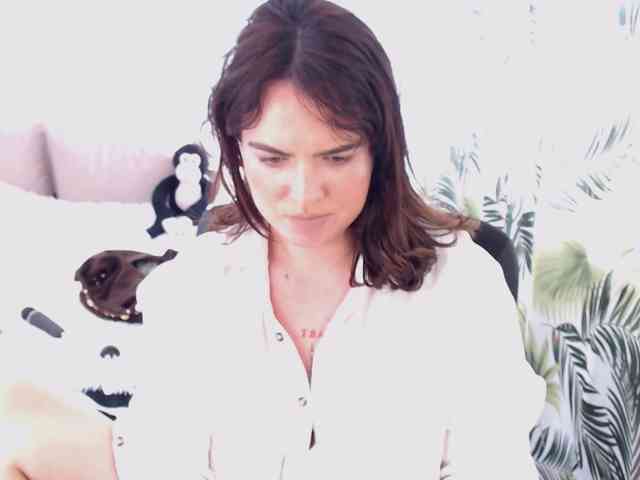 RianaCrystal webcam