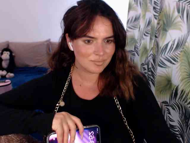 RianaCrystal webcam