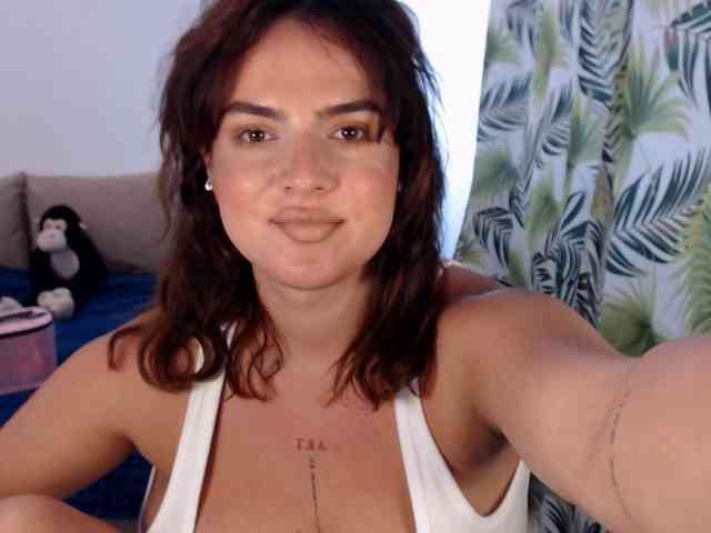 RianaCrystal webcam