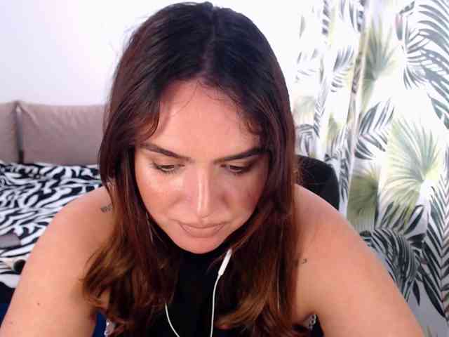 RianaCrystal webcam
