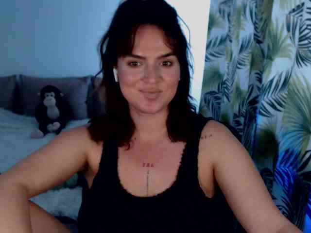 RianaCrystal webcam