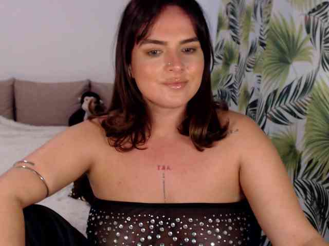 RianaCrystal webcam