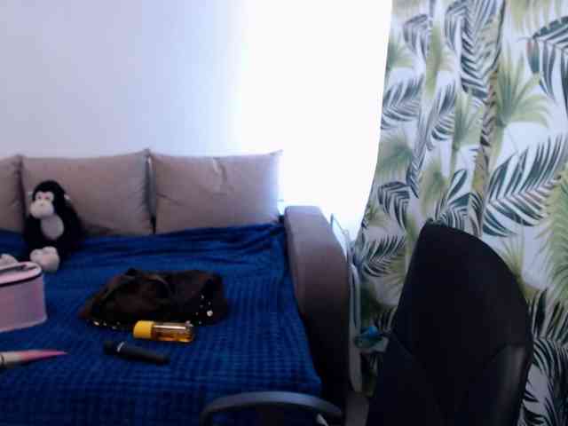 RianaCrystal webcam
