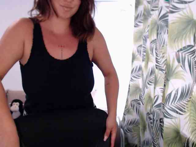 RianaCrystal webcam