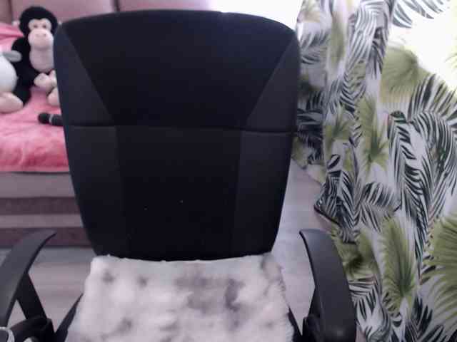 RianaCrystal webcam
