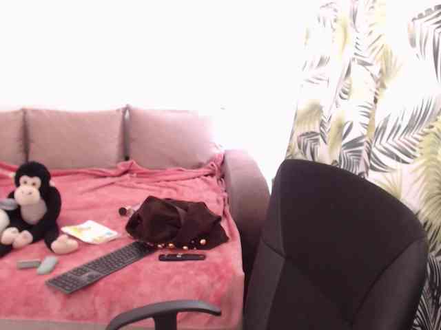 RianaCrystal webcam