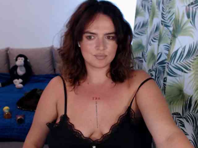RianaCrystal Sex Cam Show