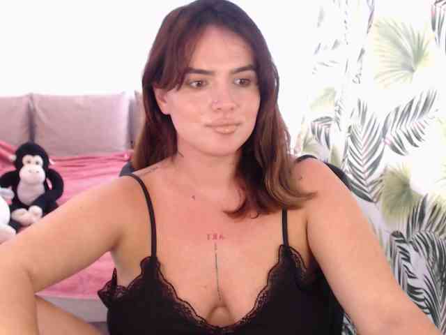 RianaCrystal webcam