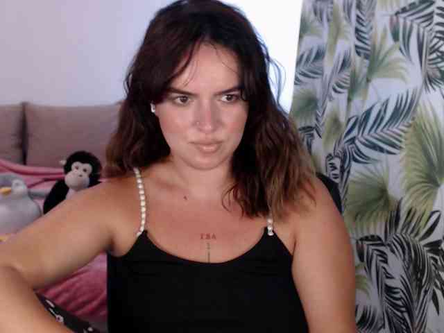 RianaCrystal webcam