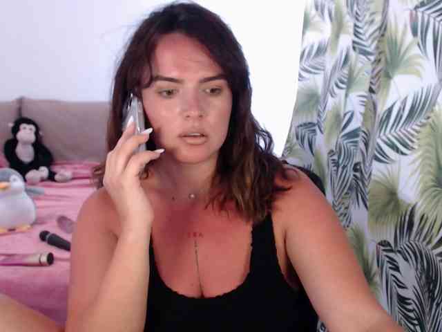 RianaCrystal webcam