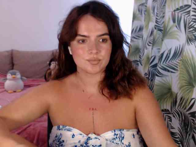RianaCrystal webcam