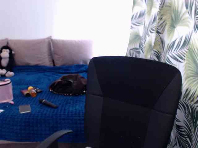 RianaCrystal webcam