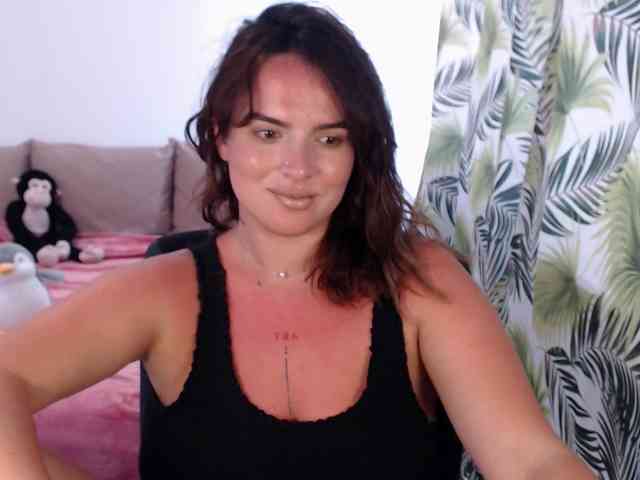 RianaCrystal webcam