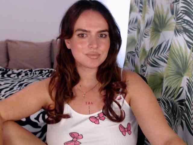 RianaCrystal webcam