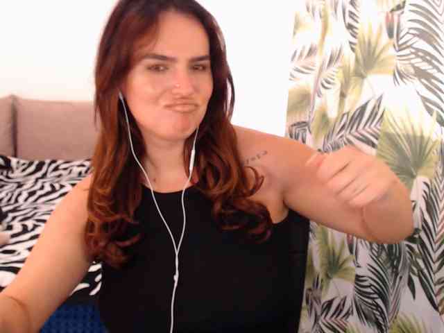 RianaCrystal webcam