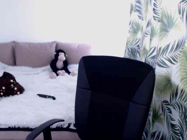RianaCrystal webcam