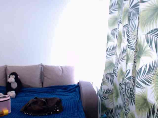RianaCrystal webcam