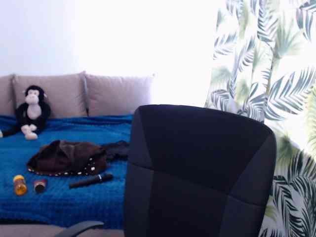 RianaCrystal webcam